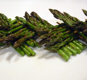 La ricetta: straccetti di vitello con asparagi