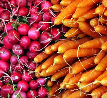 Spesa di maggio, fantasia di insalate