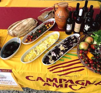 Agricoltori ai fornelli per una cucina a km 0