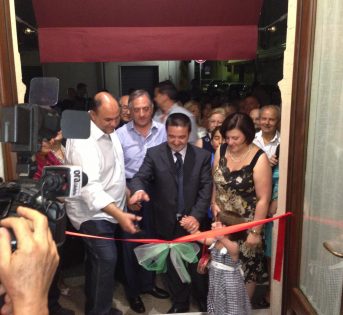 La Bottega arriva anche a Locri