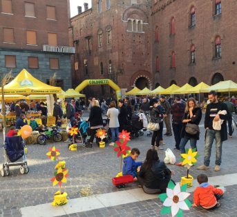 Il Mercato di Campagna Amica di Cremona “adotta un nido”