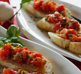 Dieta mediterranea e longevità, il record dell’Italia