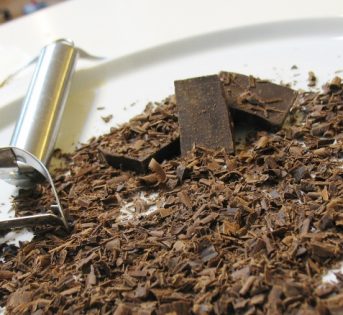 Cioccolato fondente e olio d’oliva, rigeneranti naturali
