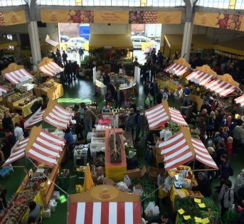 Chef in rivolta per stop a mercato contadino di San Teodoro