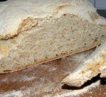 Pane fatto in casa, tradizione di famiglia