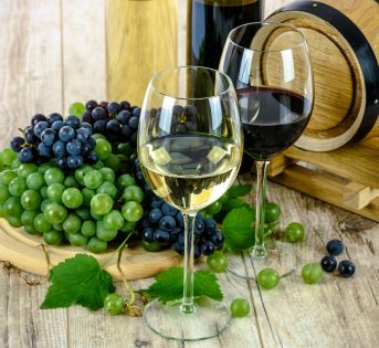 Vino, tornano a crescere i consumi