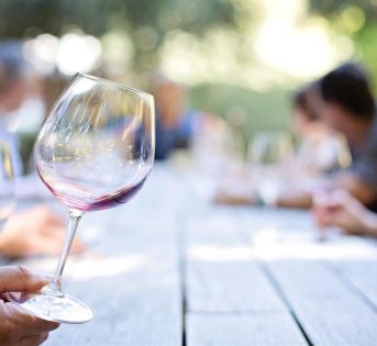 Al via il vino novello, ma mancano le castagne da abbinare