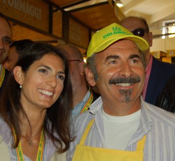 Raggi: «Restituito il mercato alla città»