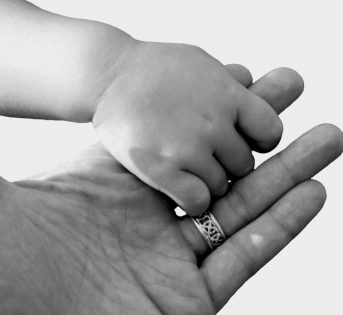 Festa del papà, regali da 1 italiano su 2