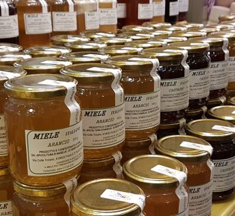 È boom del miele nel carrello della spesa