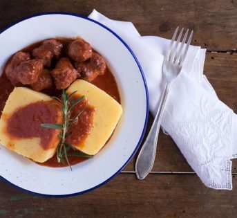 Cibo a domicilio, la nuova passione degli italiani