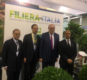 Cibus: Filiera Italia, da aumento Iva rischio recessione