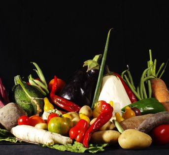 Dieta vegana addio per 2 italiani su 3