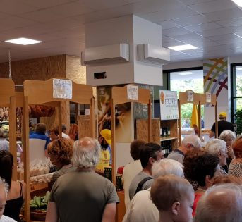 Spesa dal contadino per 6 italiani su 10