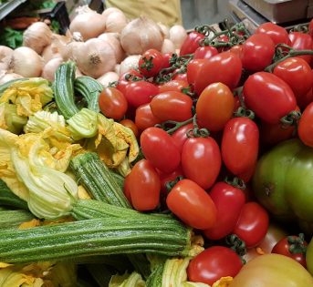 Mercati, arrivano le primizie salvate dal maltempo