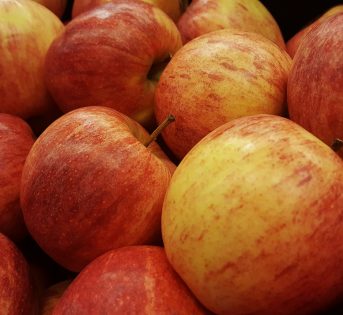 Consumi, il boom di frutta e verdura