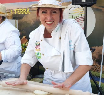 World Pasta Day, tagliatelle fai da te in 1 famiglia su 3