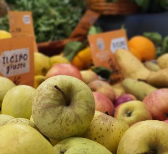 Mercati: approvvigionamenti garantiti, no ad assalti