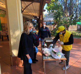 Spesa sospesa, donati 2mila kg di cibo alle famiglie del Bambino Gesù