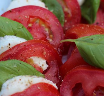 Vacanze 2020, la top ten dei cibi da spiaggia