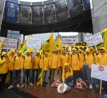 UE, Coldiretti in piazza per stop burocrazia e aumento dei costi