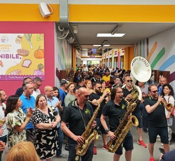 A BARI APRE I BATTENTI IL GRANDE MERCATO AGRICOLO METROPOLITANO